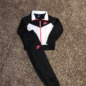 Girls Nike track suit
